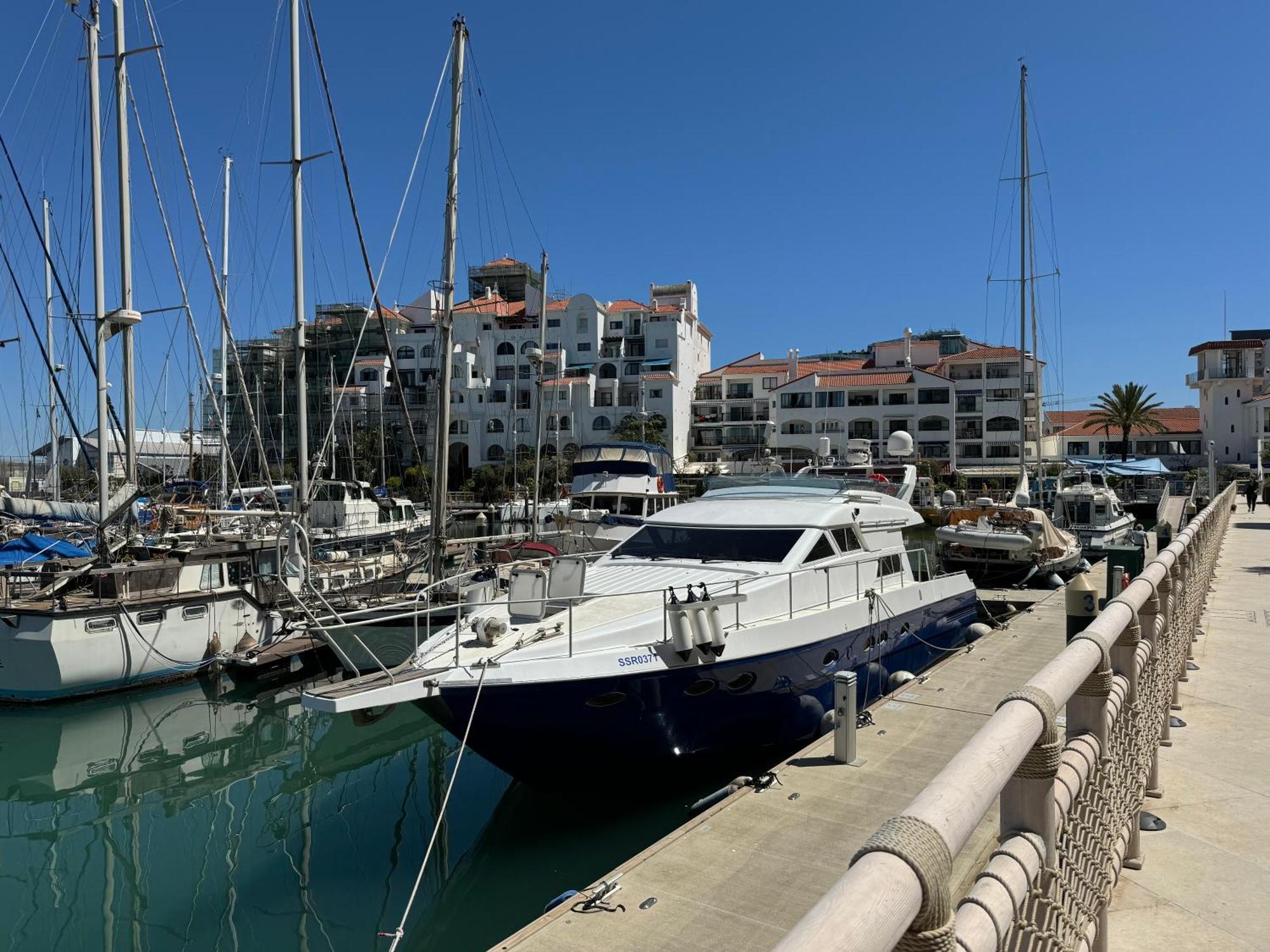 Marina Club Luxury Private Studio With Pool And Incredible Views Gibraltar Exterior foto