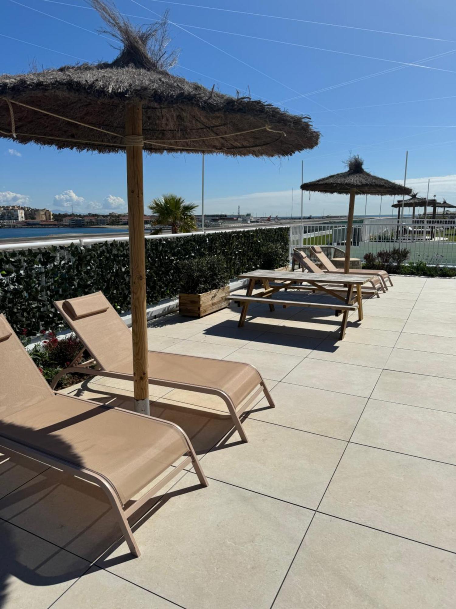 Marina Club Luxury Private Studio With Pool And Incredible Views Gibraltar Exterior foto