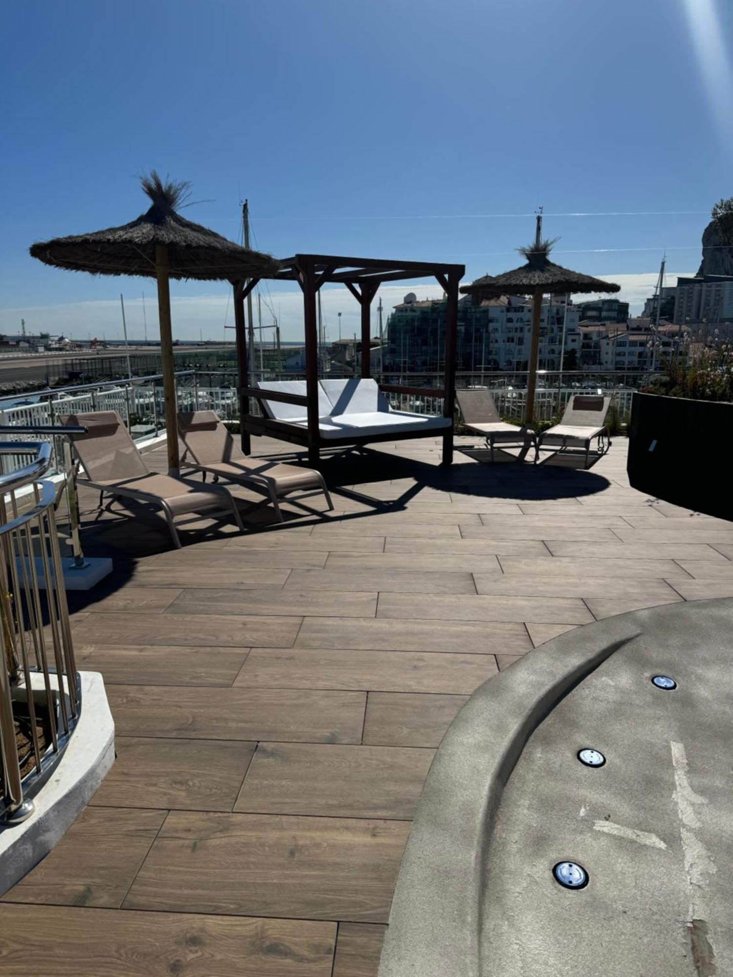 Marina Club Luxury Private Studio With Pool And Incredible Views Gibraltar Exterior foto