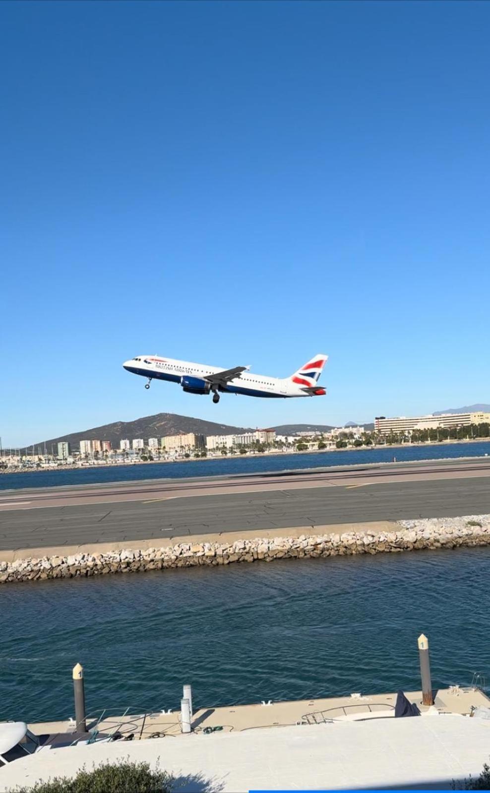 Marina Club Luxury Private Studio With Pool And Incredible Views Gibraltar Exterior foto
